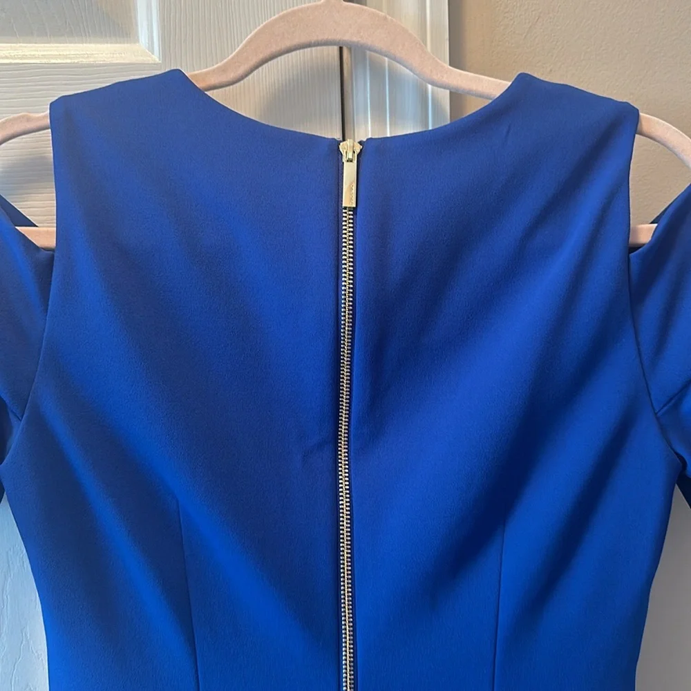 Calvin Klein Louise Cold Shoulder Knit dress in Cobalt size 6 nwt - Picture 5 of 6